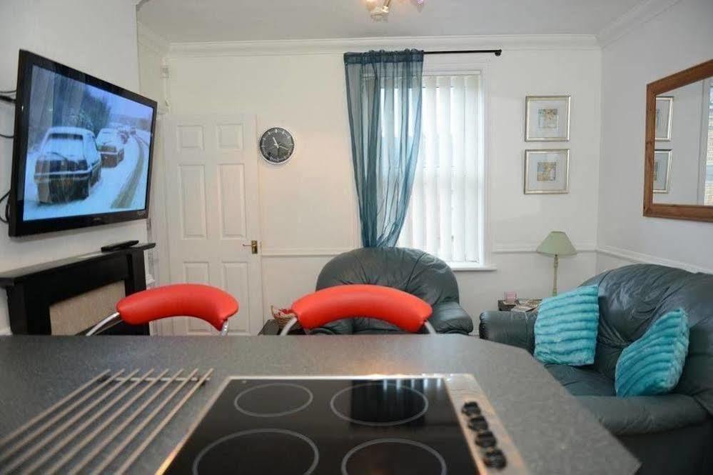 F3 2 Bedroomed Town House - Free Parking - Super 150 Mbps Wifi Near Gavin N Stacey Film House - 1 Free Dog Allowed 巴里 外观 照片