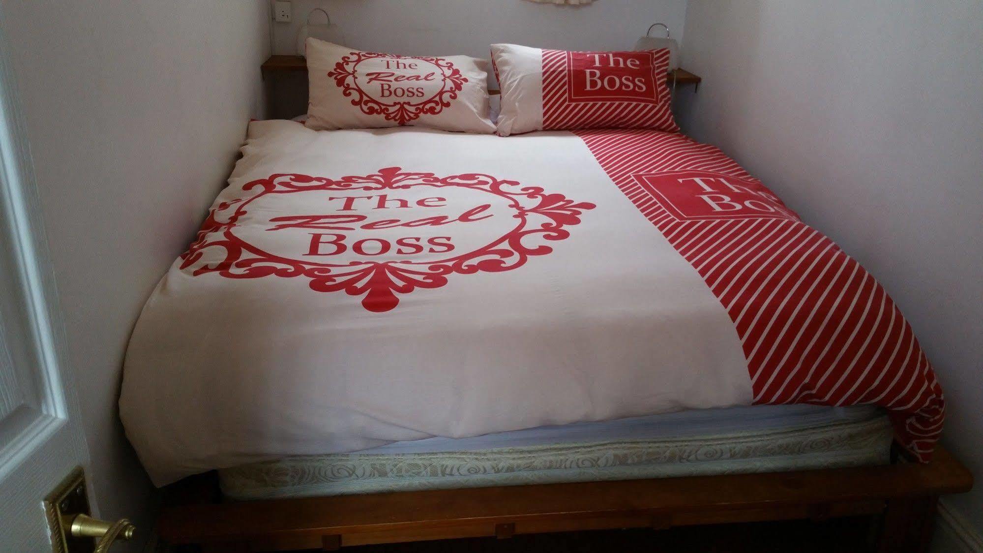 F3 2 Bedroomed Town House - Free Parking - Super 150 Mbps Wifi Near Gavin N Stacey Film House - 1 Free Dog Allowed 巴里 外观 照片